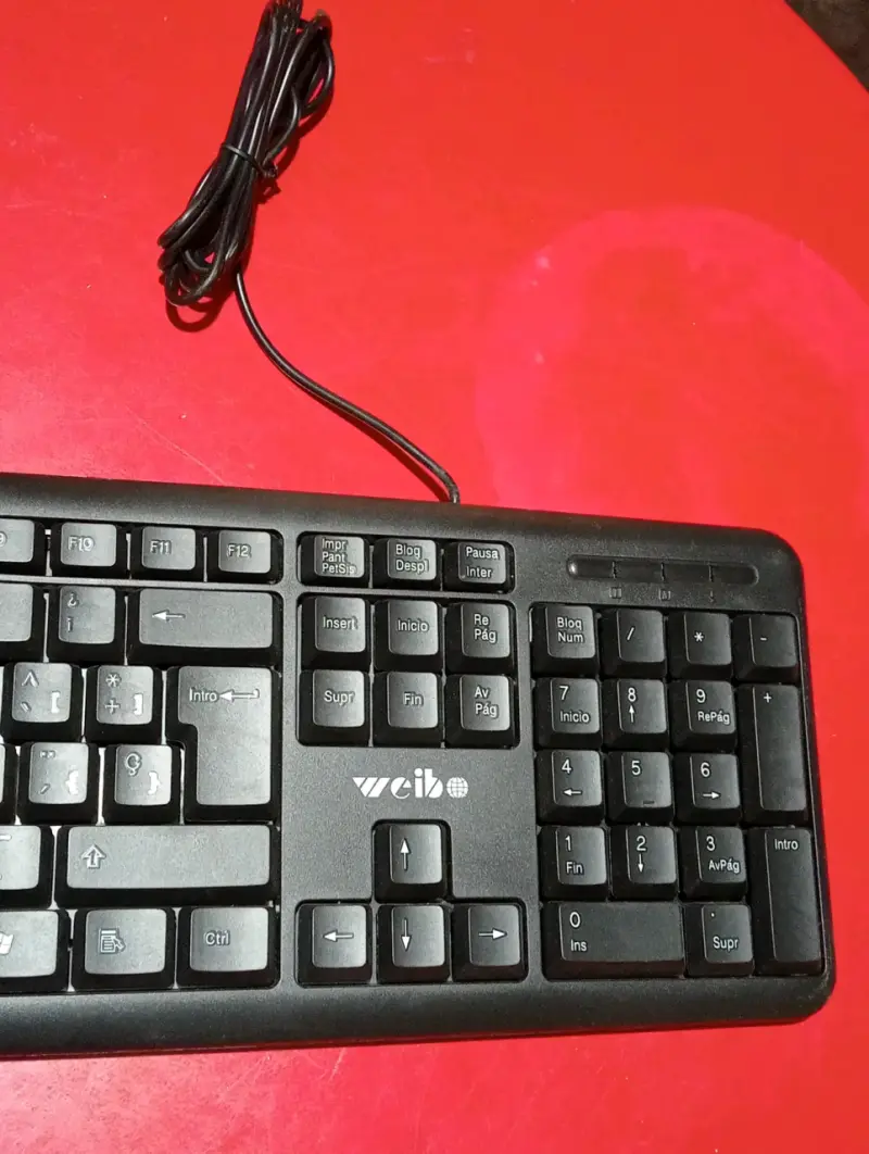 Teclado USB negro básico - 2