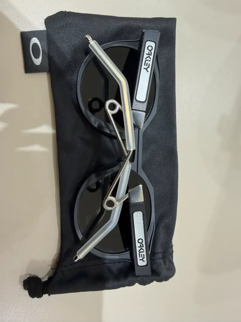 Gafas de sol HSTN - Oakley con estuche original - 2