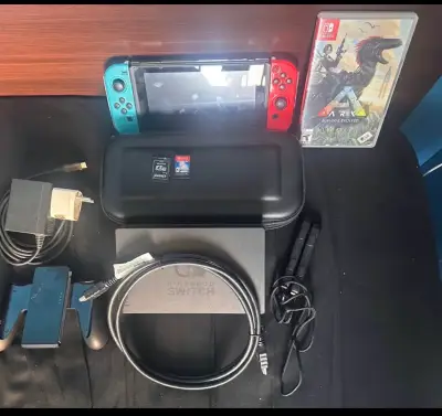 Consola Nintendo Switch con accesorios y 2 juegos - miniatura 3