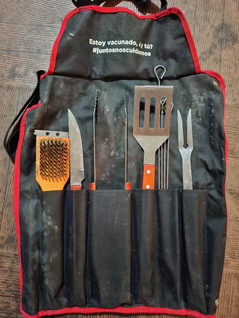 Set parrillero con delantal