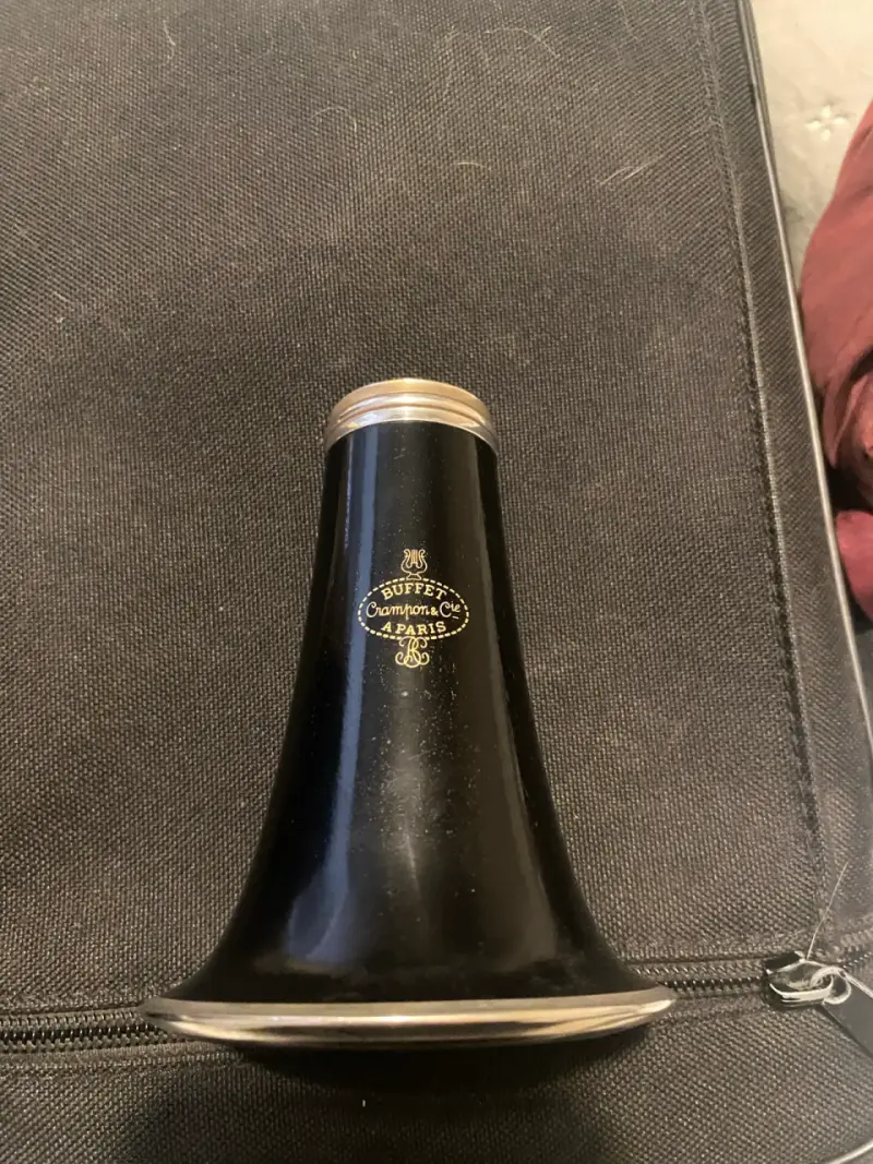 Clarinete en estuche clásico - 4