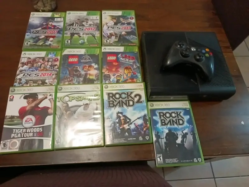 Consola Xbox 360 con control - 3