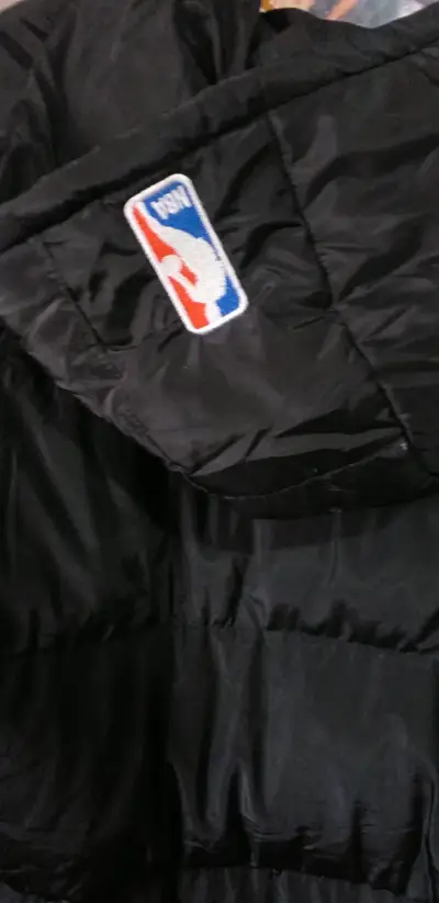 Chaqueta negra original de los Celtics - miniatura 1