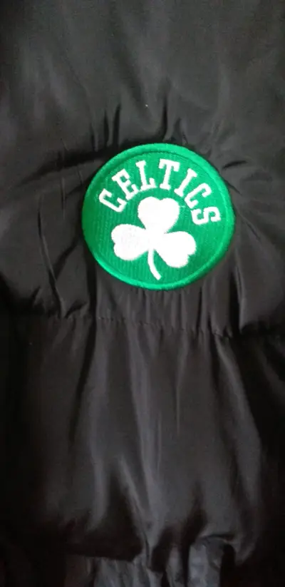 Chaqueta negra original de los Celtics - miniatura 4