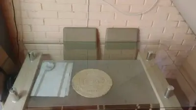 Mesa comedor vidrio y madera - miniatura 2