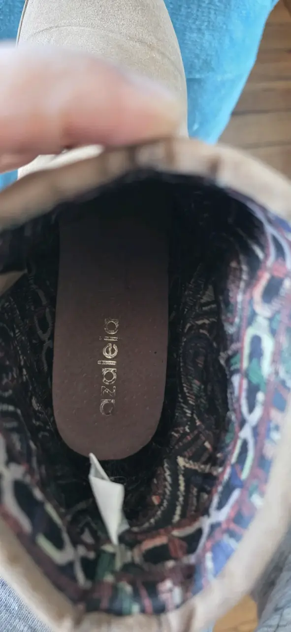 Botines camel con flecos - 4