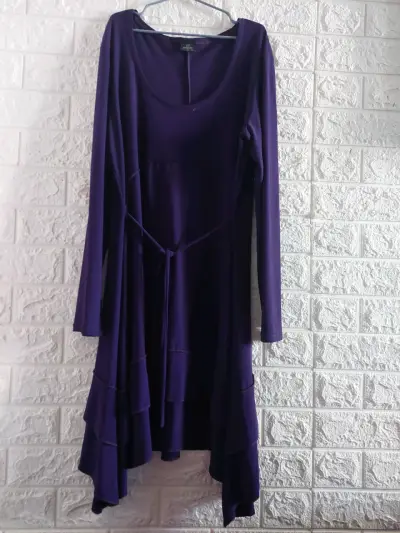 Vestido morado manga larga con lazo - miniatura 1
