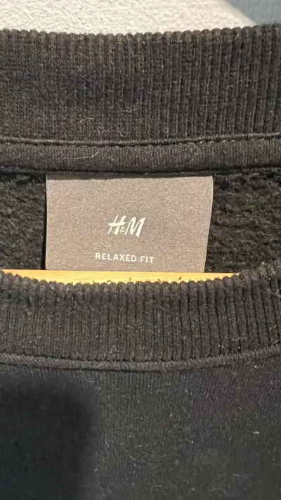 Polerón H&M fleece talla S hombre relaxed fit - miniatura 3
