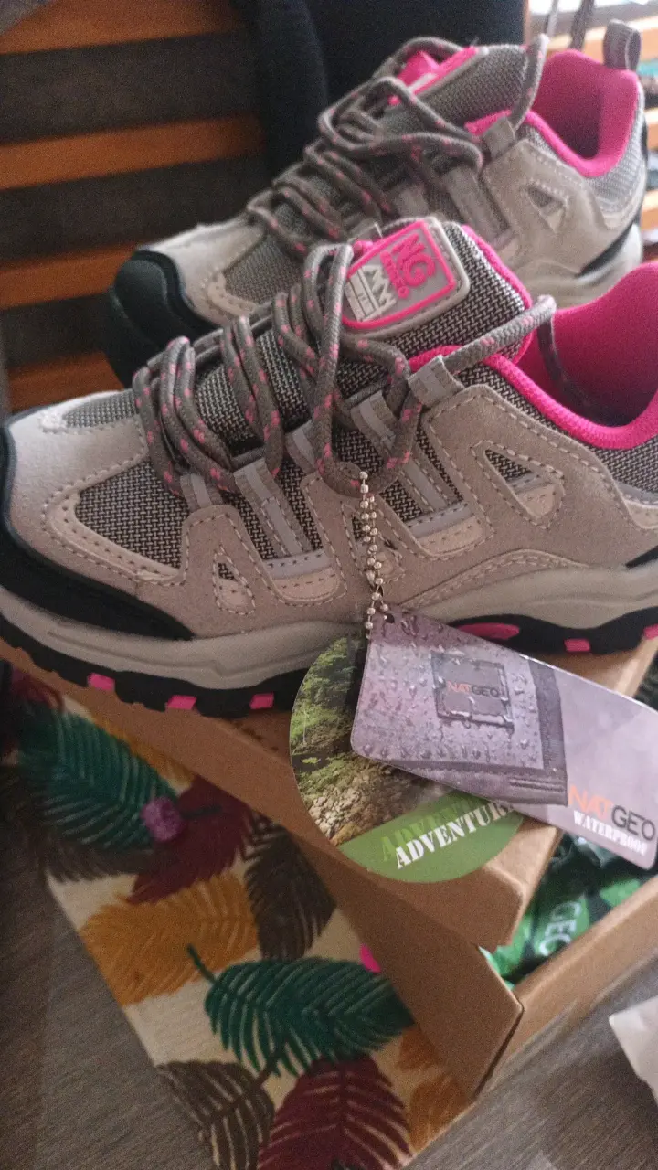 Zapatillas NaGEO impermeables gris con rosado - 3