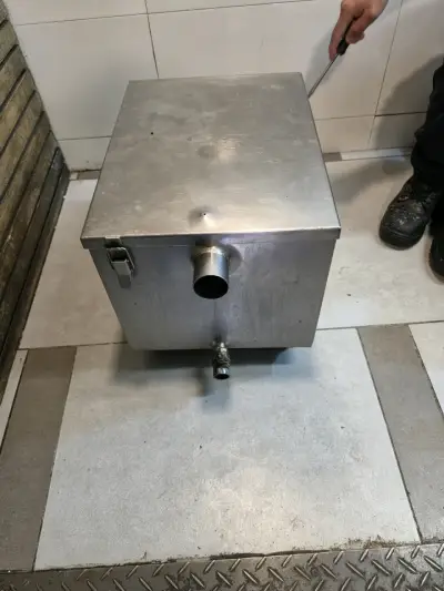 Trampa de grasa de acero inoxidable - miniatura 1