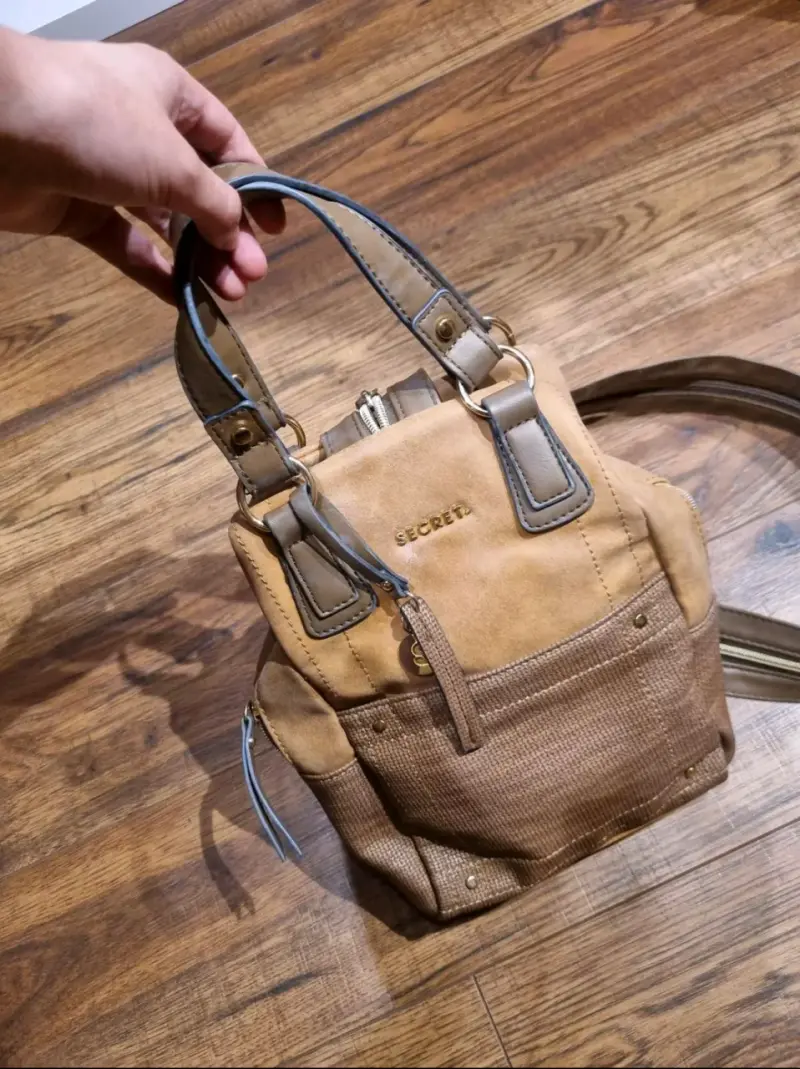 Cartera-mochila Secret - 1