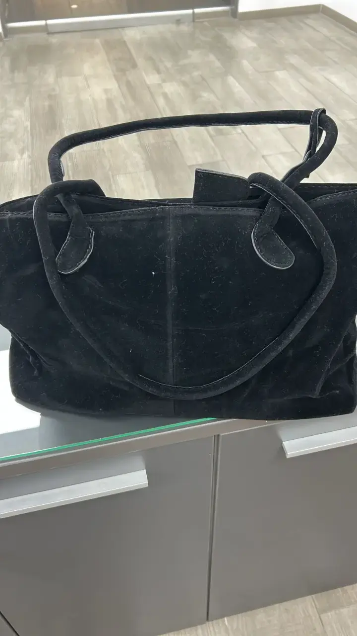 Cartera negra grande de terciopelo PU. Nueva - 3
