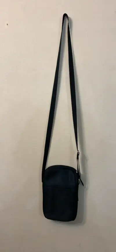 Bolso Guess Los Angeles Unisex 🔥 - miniatura 4