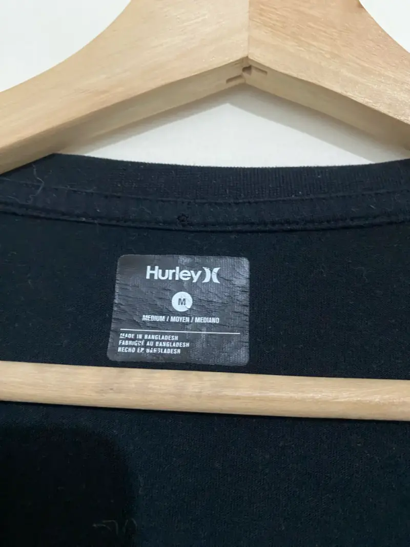 Polera negra Hurley manga larga - 3