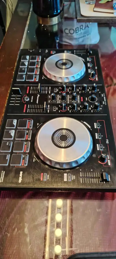 Controlador DJ Pioneer - miniatura 1