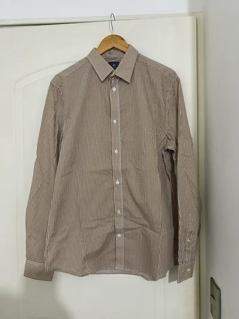 Camisa rayada marca H&M - 1