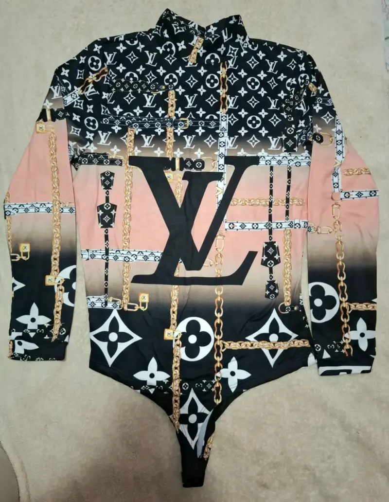 Body estampado negro y rosa