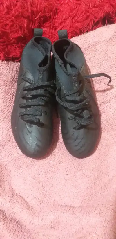 Zapatos de fútbol negros Nike - miniatura 2
