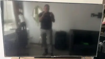 Televisor pantalla plana 65 pulgadas - miniatura 1