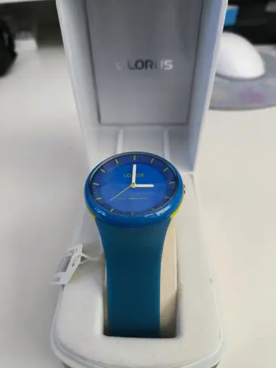 Reloj Lorus azul en caja - miniatura 1