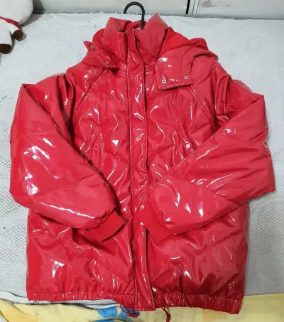 Chaqueta inflada roja brillante H&M - miniatura 1