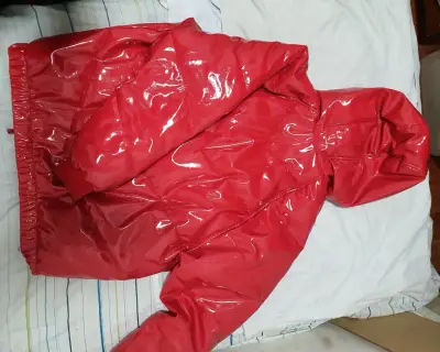 Chaqueta inflada roja brillante H&M - miniatura 4