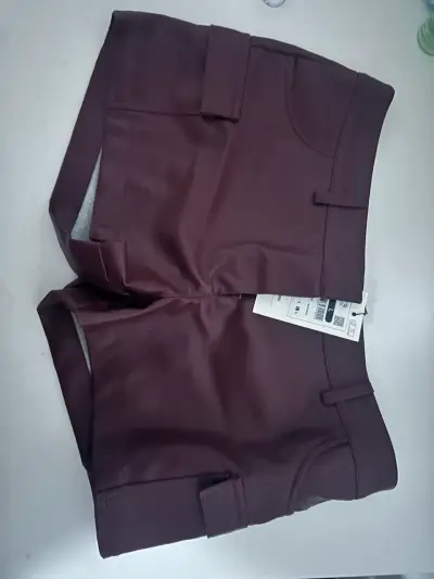 Short burdeo ecocuero - miniatura 1