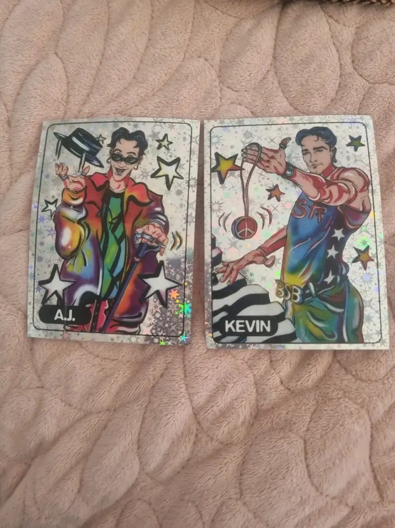 Set de cartas coleccionables brillantes - 3