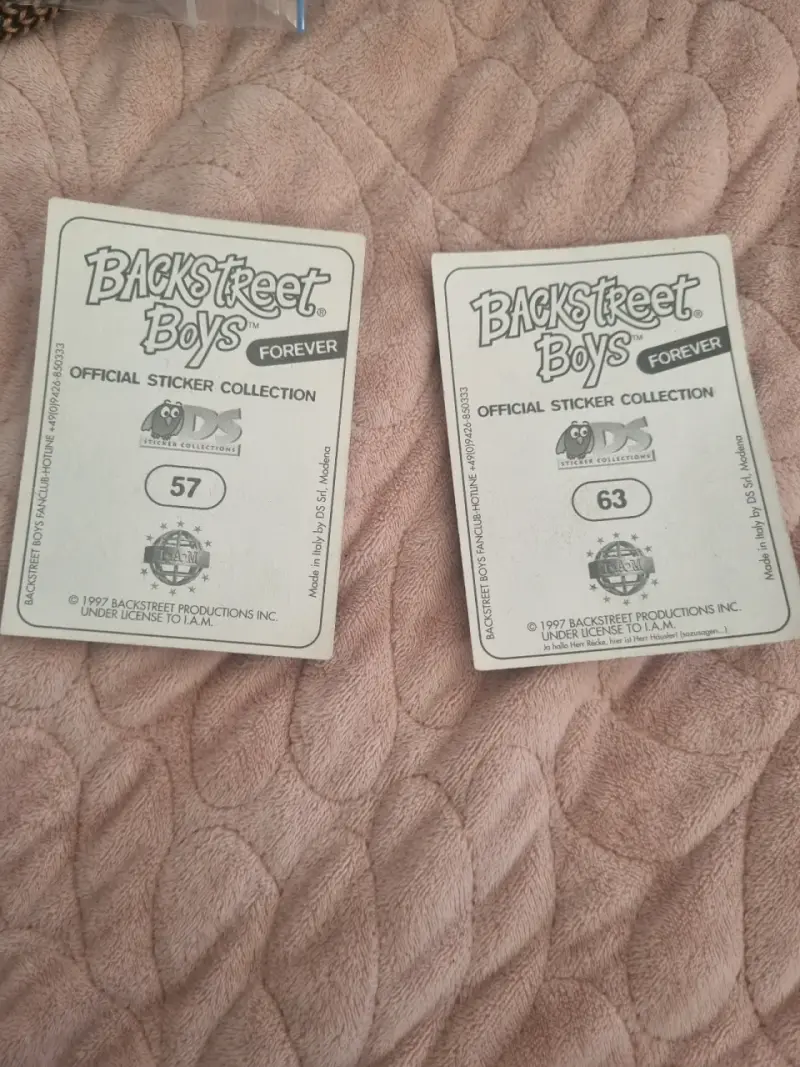 Set de cartas coleccionables brillantes - 4