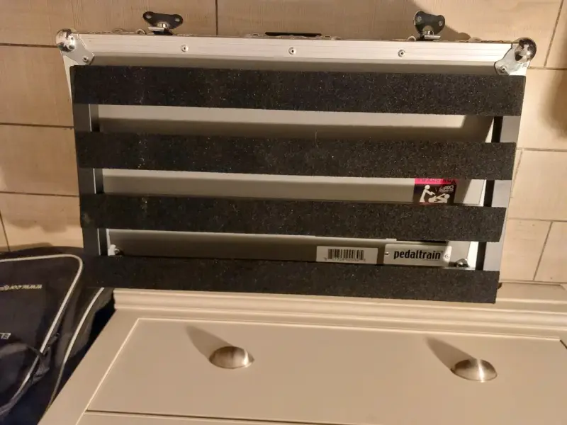 Pedaltrain Classic 2 + Tour Case - 3