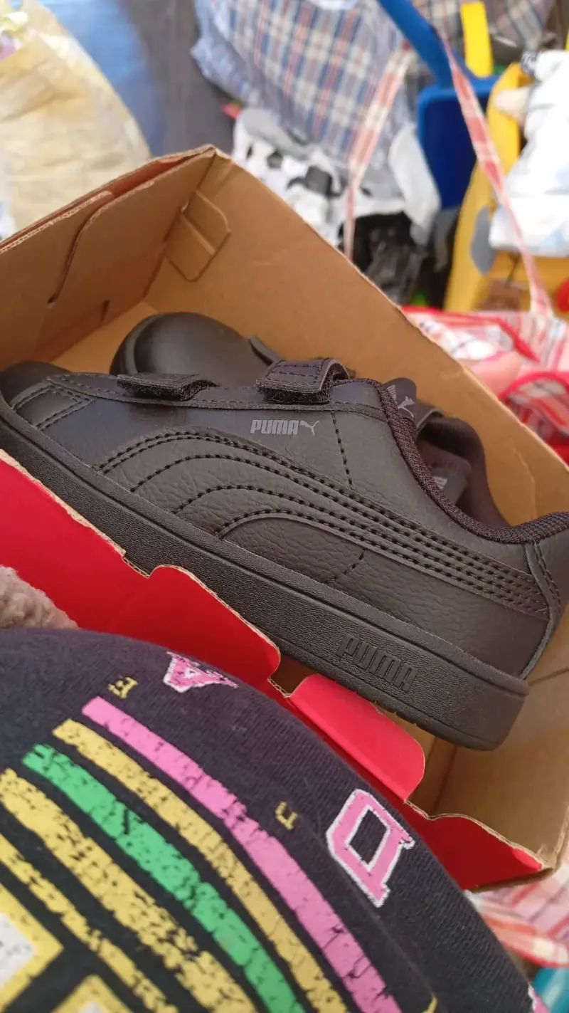 Zapatillas negras Puma nuevas