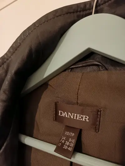 Chaqueta de Cuero Genuino Danier Leather - miniatura 2