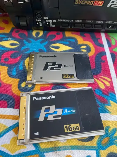 Videocámara Panasonic DVCPro HD - miniatura 2