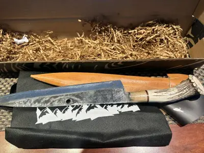 Cuchillo artesanal con mango de asta de ciervo - miniatura 6
