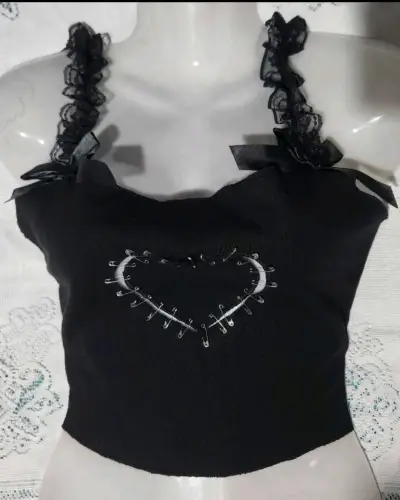 Crop nuevo importado negro corazón - miniatura 1
