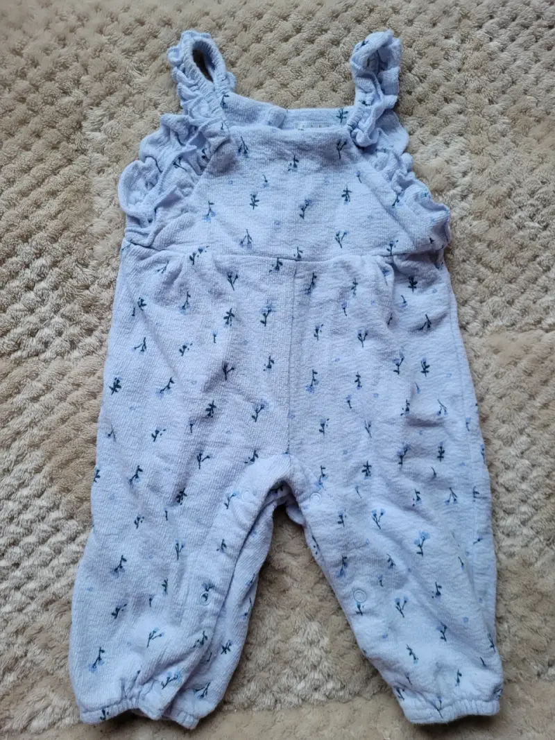 Enterito de bebé lavanda