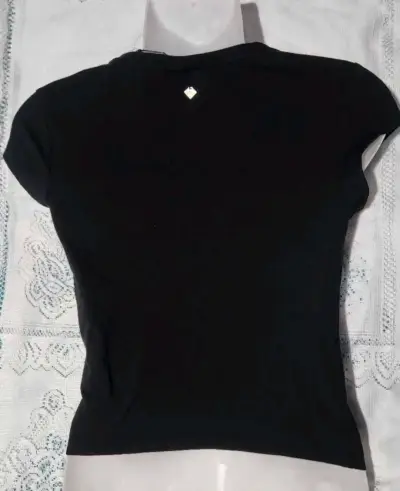 Polera nueva JJO negra con ojetillos - miniatura 5