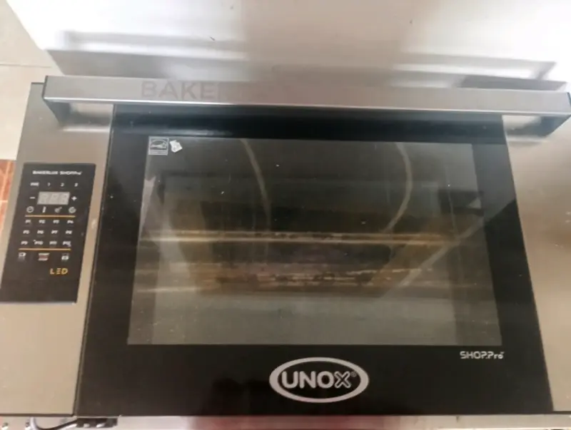 Horno Unox de panadería - 1
