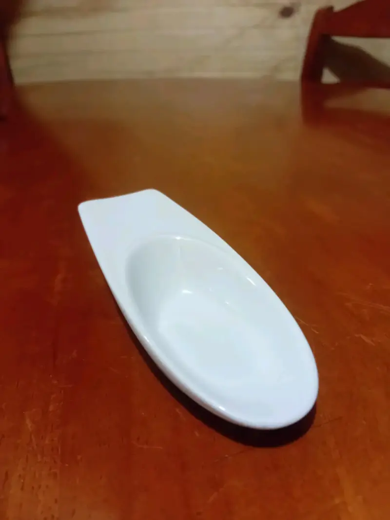 Cuchara de cerámica blanca - 1