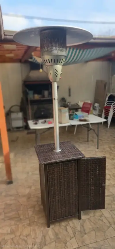 Calefactor de terraza con base - miniatura 1