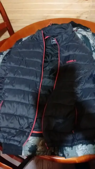 Chaqueta acolchada negra O'Neill - miniatura 1
