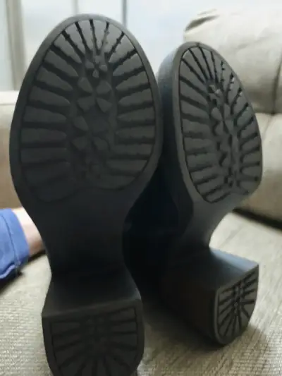 Botines negros poco uso - miniatura 4