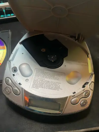 Discman Sony repuesto con CD Julio Iglesias - miniatura 3