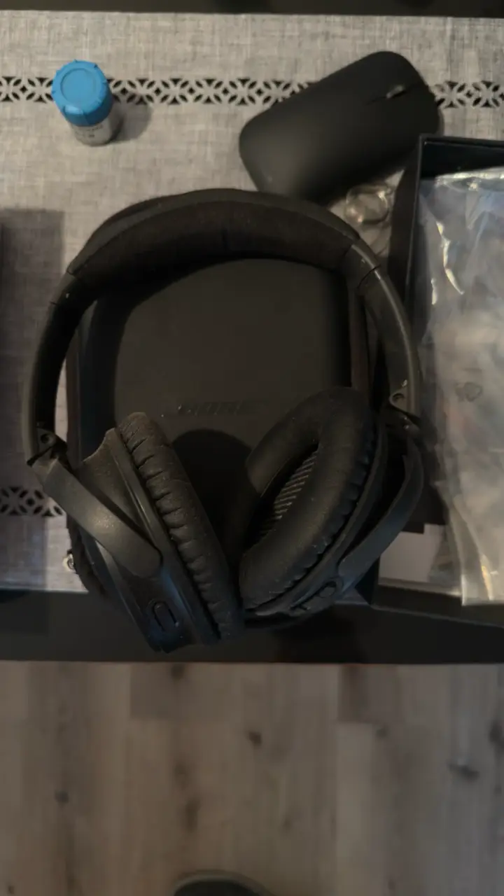 Audífonos over-ear Bose - 6