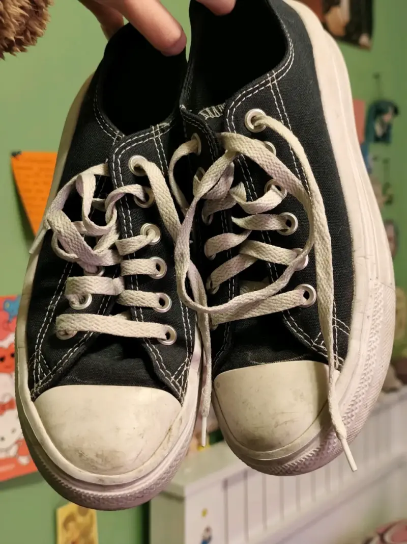 Zapatillas negras converse - 2
