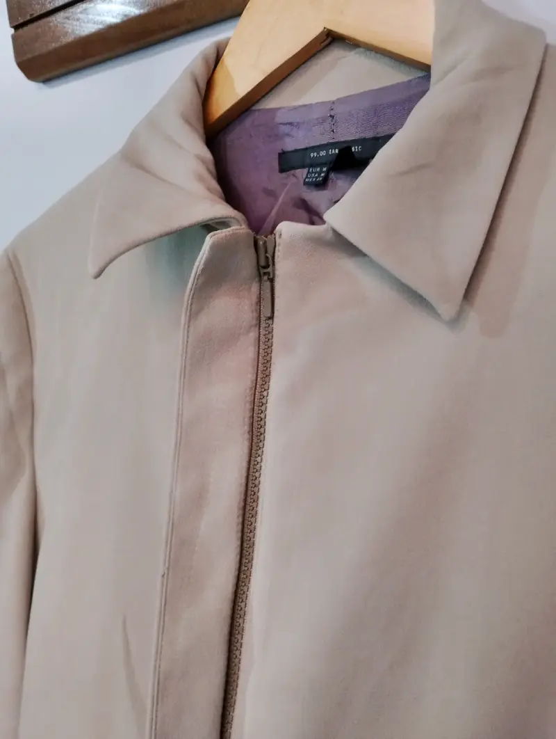 Abrigo beige ZARA con forro interior - 3