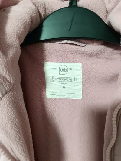 Chaqueta rosada infantil con capucha - miniatura 2