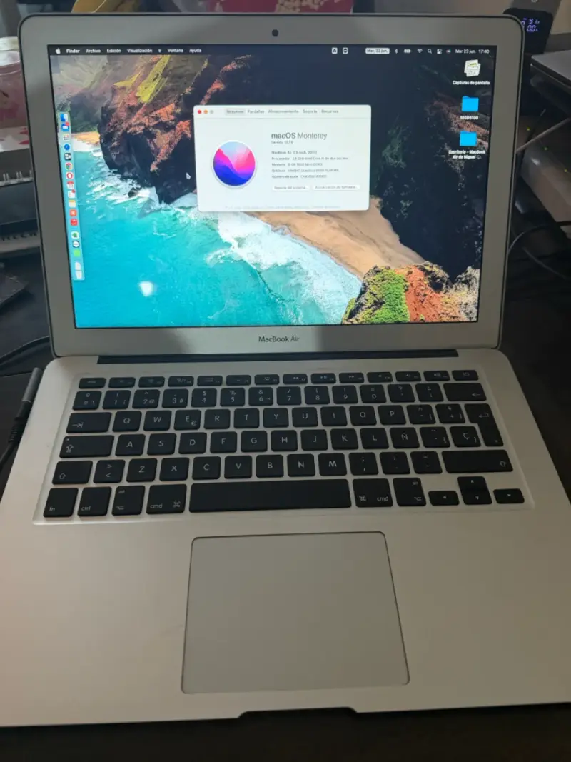 MacBook Air con macOS Monterey - 1