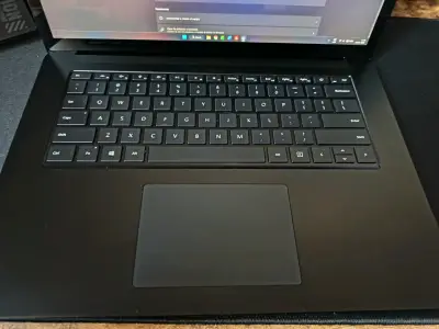 Se vende o permuta Microsoft Surface Laptop 4 - miniatura 6