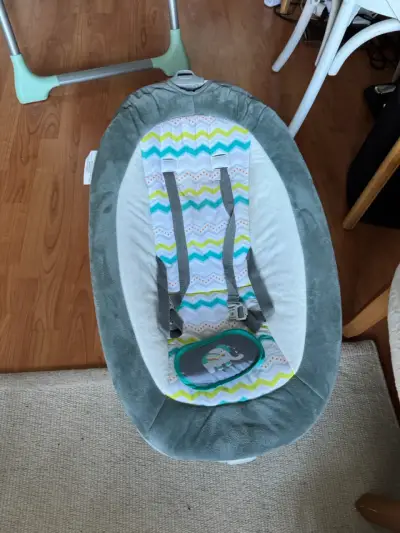 Silla mecedora para bebé infanti - miniatura 1